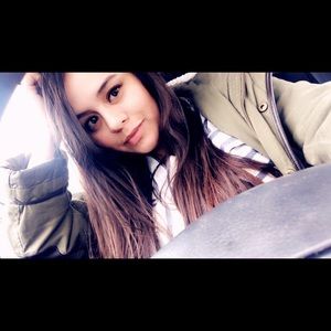 Meet your Posher, Maribel